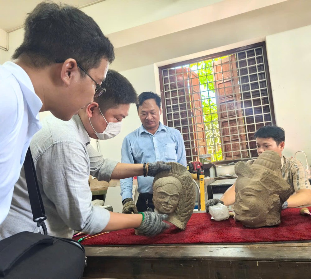 Đà Nẵng: Tăng cường công tác bảo vệ, phát huy giá trị các bảo vật quốc gia - Ảnh 2. Đà Nẵng: Tăng cường công tác bảo vệ, phát huy giá trị các bảo vật quốc gia - Ảnh 2.