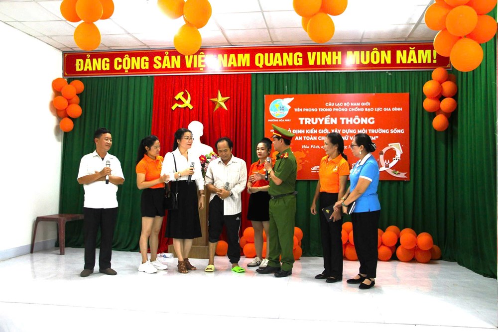 Đà Nẵng: Nhận diện những “rào cản” trong phòng chống bạo lực, xâm hại phụ nữ và trẻ em - Ảnh 2. Đà Nẵng: Nhận diện những “rào cản” trong phòng chống bạo lực, xâm hại phụ nữ và trẻ em - Ảnh 2.