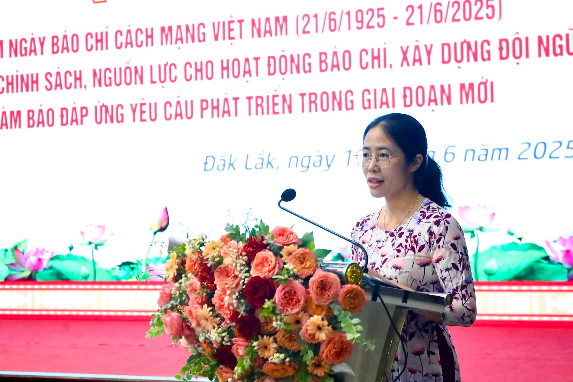 Đắk Lắk: Tiếp sức cho báo chí cách mạng bằng thể chế hiện đại và nguồn lực đủ mạnh - Ảnh 3. Đắk Lắk: Tiếp sức cho báo chí cách mạng bằng thể chế hiện đại và nguồn lực đủ mạnh - Ảnh 3.