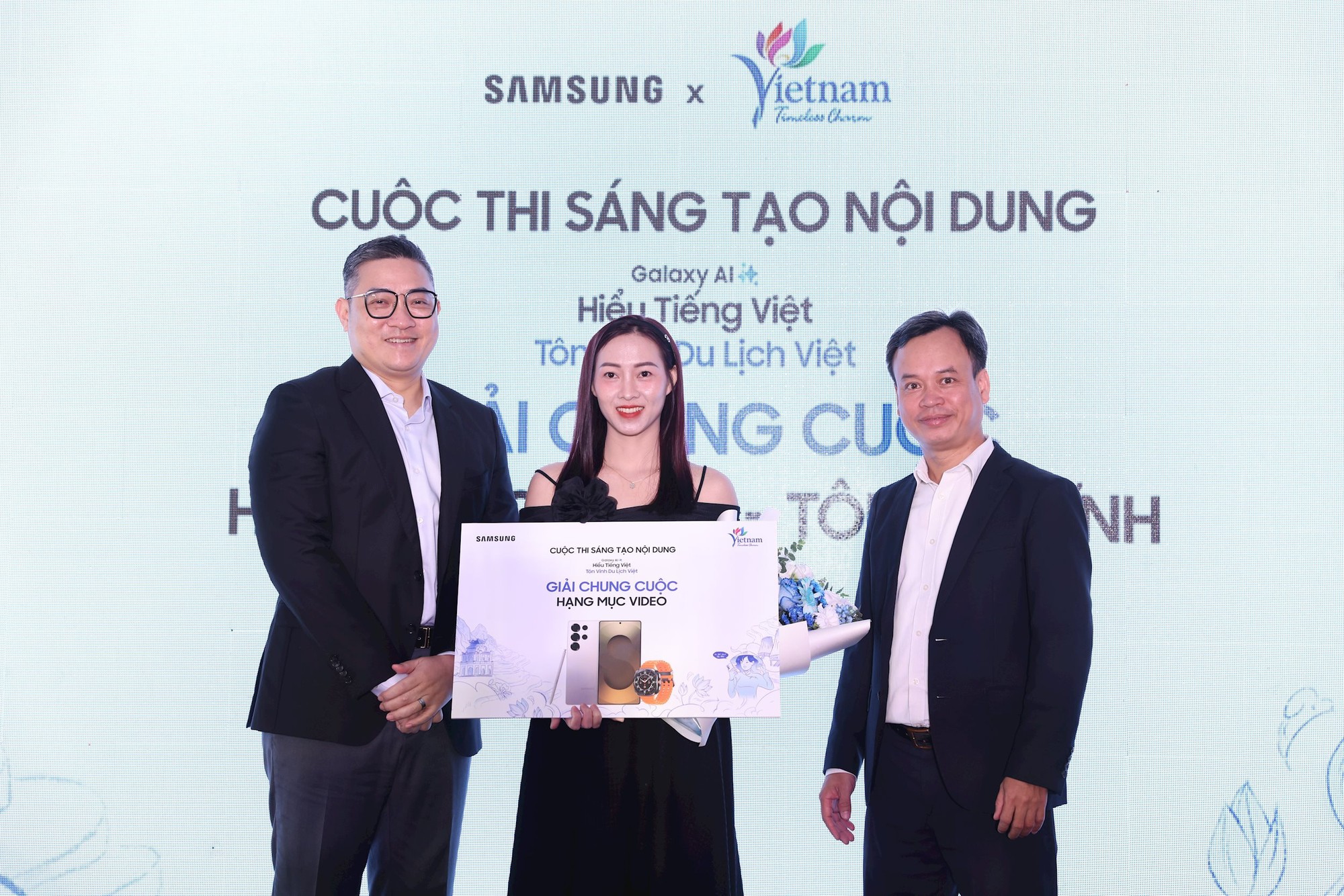 Galaxy AI tôn vinh du lịch và văn hóa Việt- Ảnh 4. Galaxy AI tôn vinh du lịch và văn hóa Việt- Ảnh 4.