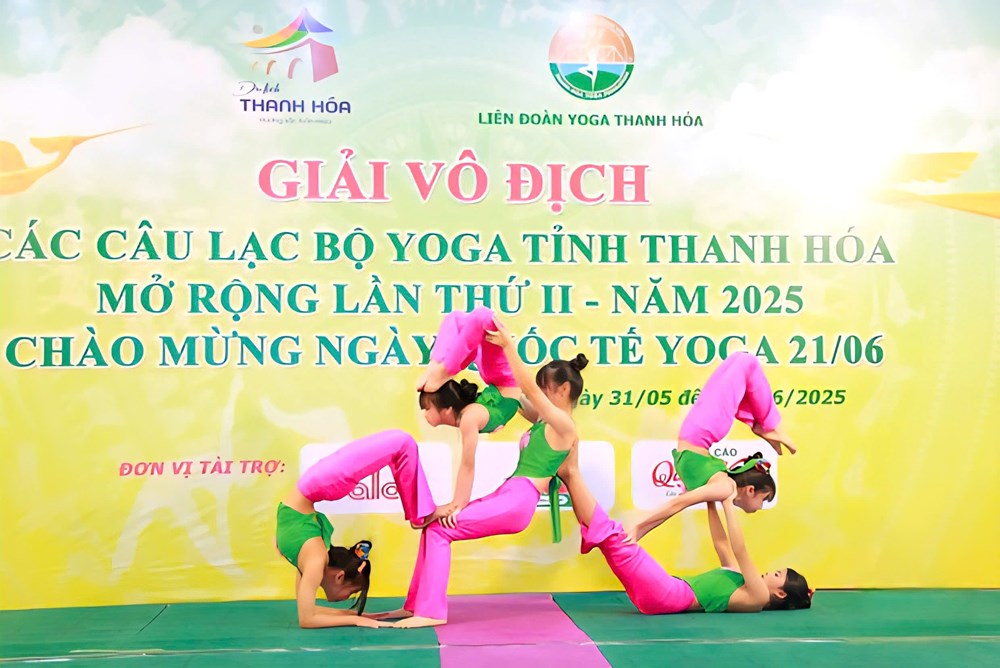 Sức sống Yoga lan tỏa giữa lòng xứ Thanh - Ảnh 1. Sức sống Yoga lan tỏa giữa lòng xứ Thanh - Ảnh 1.