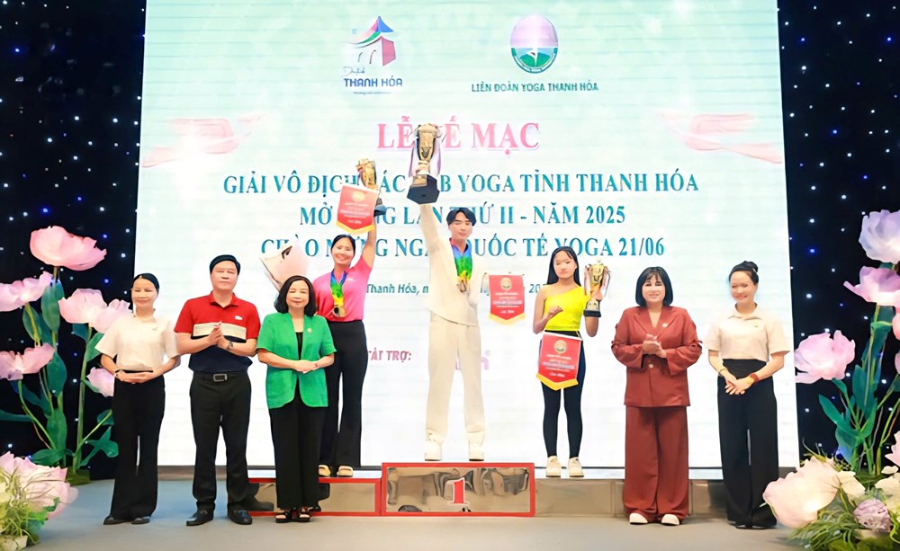 Sức sống Yoga lan tỏa giữa lòng xứ Thanh - Ảnh 2. Sức sống Yoga lan tỏa giữa lòng xứ Thanh - Ảnh 2.