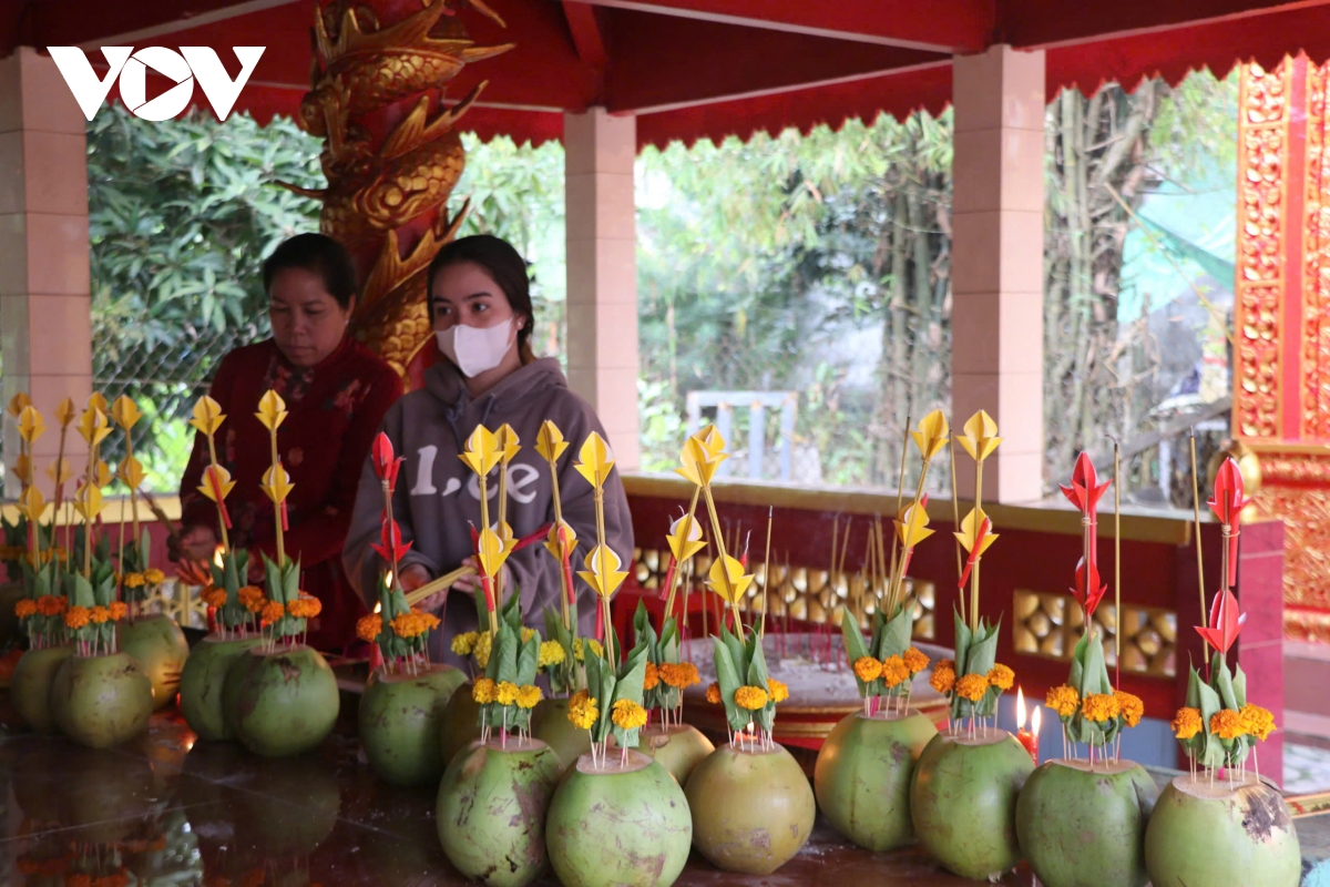 Trao bằng công nhận di sản văn hoá phi vật thể quốc gia lễ hội Thắk Côn đồng bào Khmer - Ảnh 1. Trao bằng công nhận di sản văn hoá phi vật thể quốc gia lễ hội Thắk Côn đồng bào Khmer - Ảnh 1.