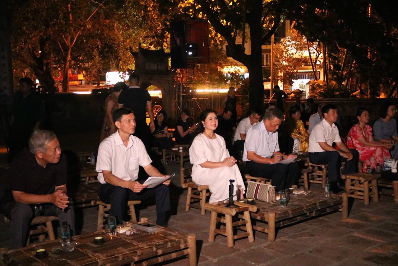 Dấu thiêng Hàng Kênh”- sản phẩm du lịch đêm đầu tiên của thành phố Hải Phòng sẽ diễn ra vào 28/6/2025 tới - Ảnh 1. Dấu thiêng Hàng Kênh”- sản phẩm du lịch đêm đầu tiên của thành phố Hải Phòng sẽ diễn ra vào 28/6/2025 tới - Ảnh 1.