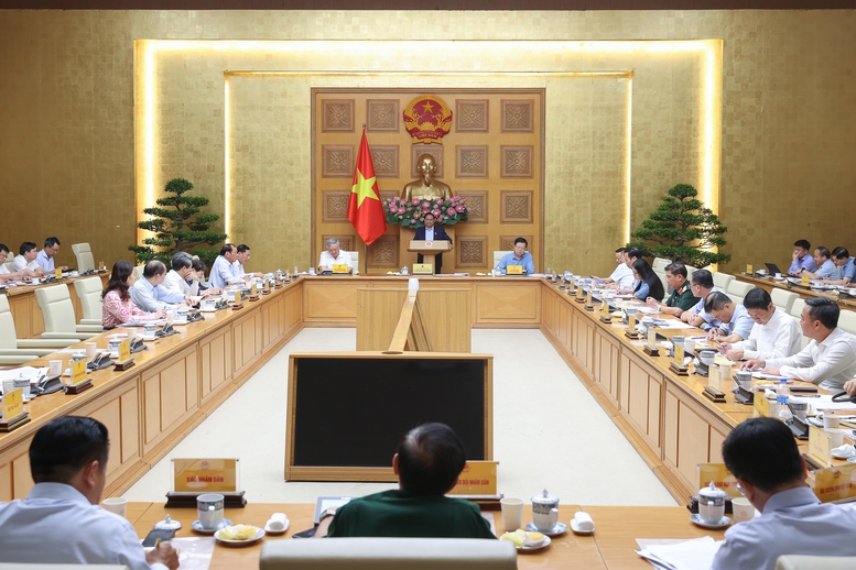 首相:「独立80周年・自由・幸福」展開催 - 写真1 Thủ tướng: Tổ chức Triển lãm "Hành trình 80 năm Độc lập – Tự do – Hạnh phúc" - Ảnh 1.