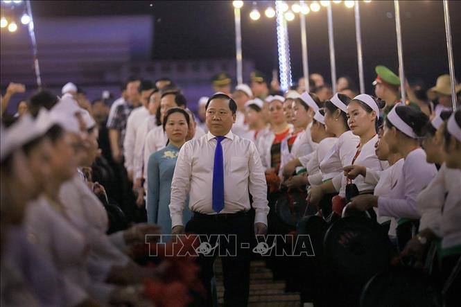 Hòa Bình tổ chức Lễ cầu ngư, thả hoa đăng trên sông Đà - Ảnh 1. Hòa Bình tổ chức Lễ cầu ngư, thả hoa đăng trên sông Đà - Ảnh 1.