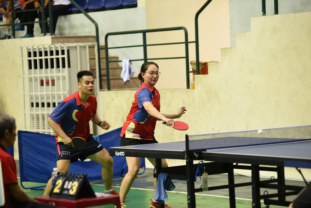 Quảng Nam: Khai mạc Giải vô địch cầu lông, bóng bàn gia đình toàn quốc - Ảnh 5. Quảng Nam: Khai mạc Giải vô địch cầu lông, bóng bàn gia đình toàn quốc - Ảnh 5.