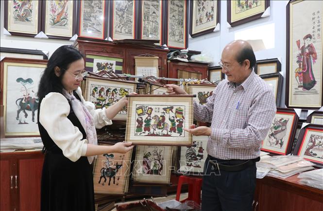 Hành trình đưa tranh dân gian Đông Hồ vươn ra thế giới - Ảnh 1. Hành trình đưa tranh dân gian Đông Hồ vươn ra thế giới - Ảnh 1.