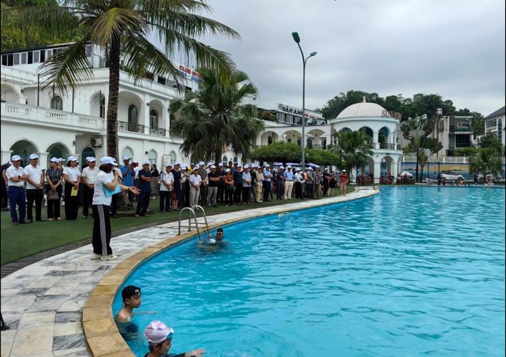 Yên Bái phát động toàn dân luyện tập môn bơi, phòng, chống đuối nước - Ảnh 2. Yên Bái phát động toàn dân luyện tập môn bơi, phòng, chống đuối nước - Ảnh 2.