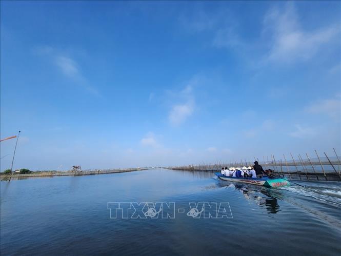 Huế và hành trình đánh thức tiềm năng du lịch xanh đầm phá - Ảnh 1. Huế và hành trình đánh thức tiềm năng du lịch xanh đầm phá - Ảnh 1.