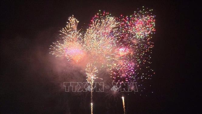 Chương trình nghệ thuật 'Cùng nhau vươn tới ước mơ' chào mừng thành lập tỉnh Lào Cai mới - Ảnh 5. Chương trình nghệ thuật 'Cùng nhau vươn tới ước mơ' chào mừng thành lập tỉnh Lào Cai mới - Ảnh 5.