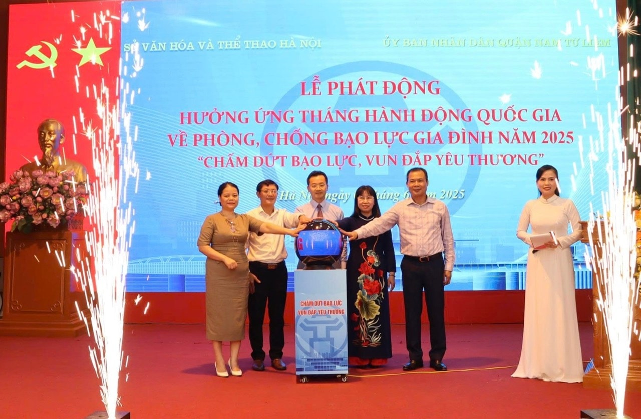 Hà Nội: Phát động Tháng hành động quốc gia về phòng, chống bạo lực gia đình năm 2025 - Ảnh 1.