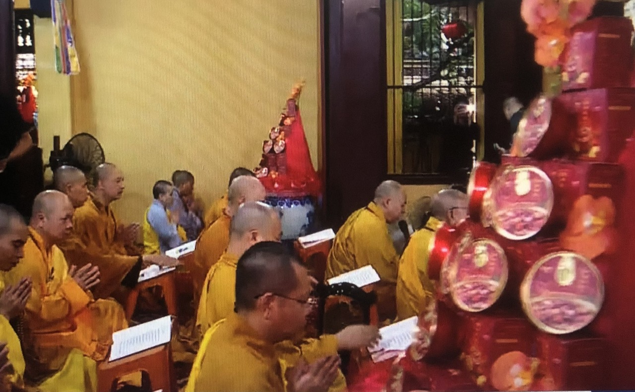 Đúng 6 giờ sáng ngày 1/7, các chùa trên toàn quốc cử chuông, trống cầu quốc thái dân an - Ảnh 3. Đúng 6 giờ sáng ngày 1/7, các chùa trên toàn quốc cử chuông, trống cầu quốc thái dân an - Ảnh 3.