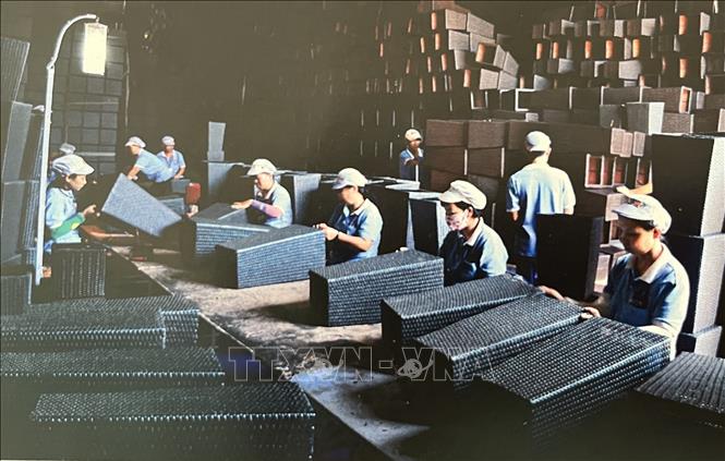 Giới thiệu vẻ đẹp về mảnh đất, con người Long An qua ảnh - Ảnh 2. Giới thiệu vẻ đẹp về mảnh đất, con người Long An qua ảnh - Ảnh 2.