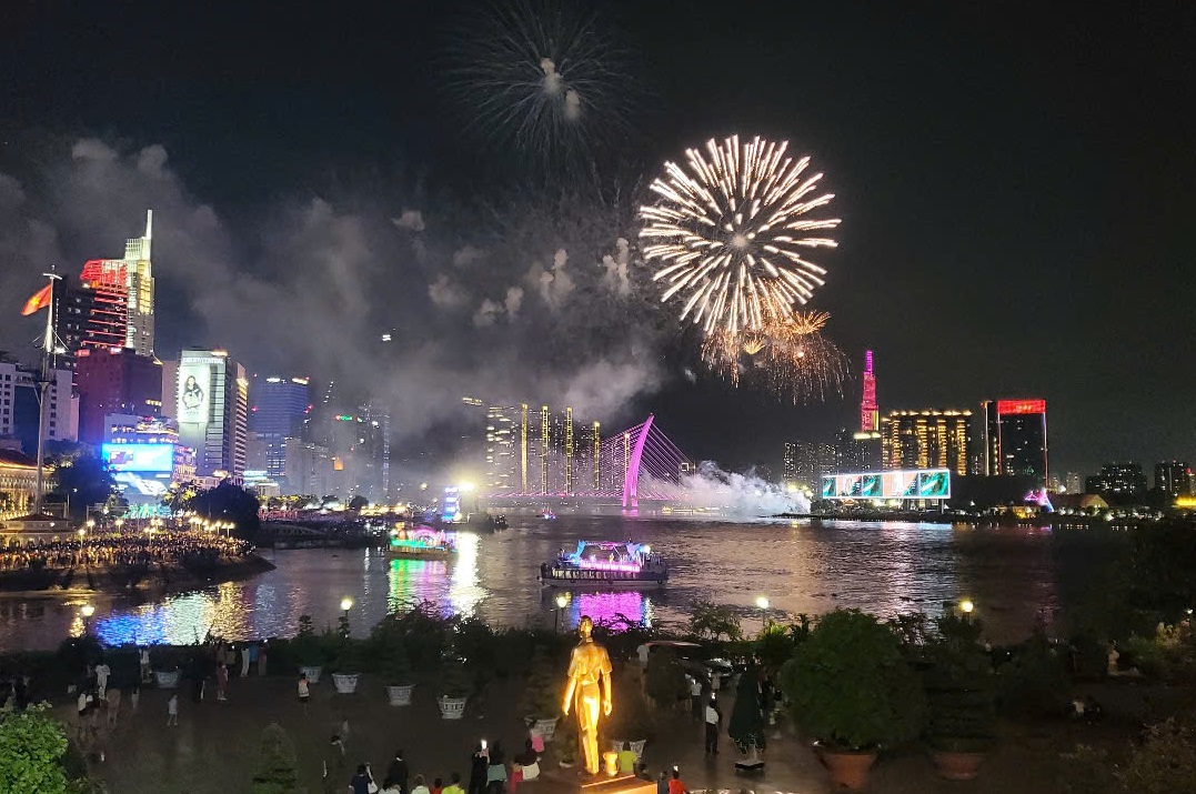 TP Hồ Chí Minh: Làm mới sản phẩm du lịch để hút khách - Ảnh 2. TP Hồ Chí Minh: Làm mới sản phẩm du lịch để hút khách - Ảnh 2.