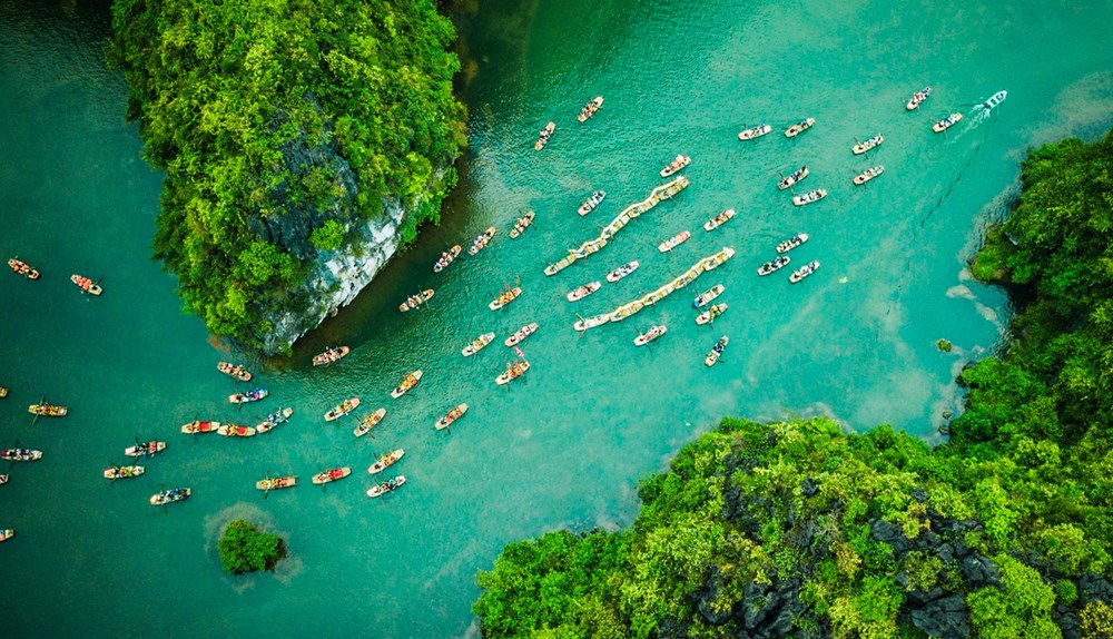 Không gian phát triển mới, tiềm năng lợi thế để Du lịch Ninh Bình “cất cánh” - Ảnh 2. Không gian phát triển mới, tiềm năng lợi thế để Du lịch Ninh Bình “cất cánh” - Ảnh 2.