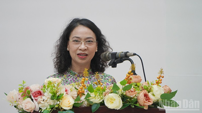 Khai mạc triển lãm ký họa “Ký ức chiến trường Khu V” - Ảnh 3. Khai mạc triển lãm ký họa “Ký ức chiến trường Khu V” - Ảnh 3.