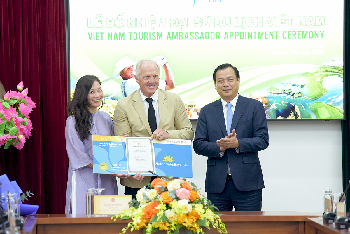 Huyền thoại Golf thế giới Greg Norman được bổ nhiệm Đại sứ Du lịch Việt Nam nhiệm kỳ 2025 - 2030 - Ảnh 6. Huyền thoại Golf thế giới Greg Norman được bổ nhiệm Đại sứ Du lịch Việt Nam nhiệm kỳ 2025 - 2030 - Ảnh 6.
