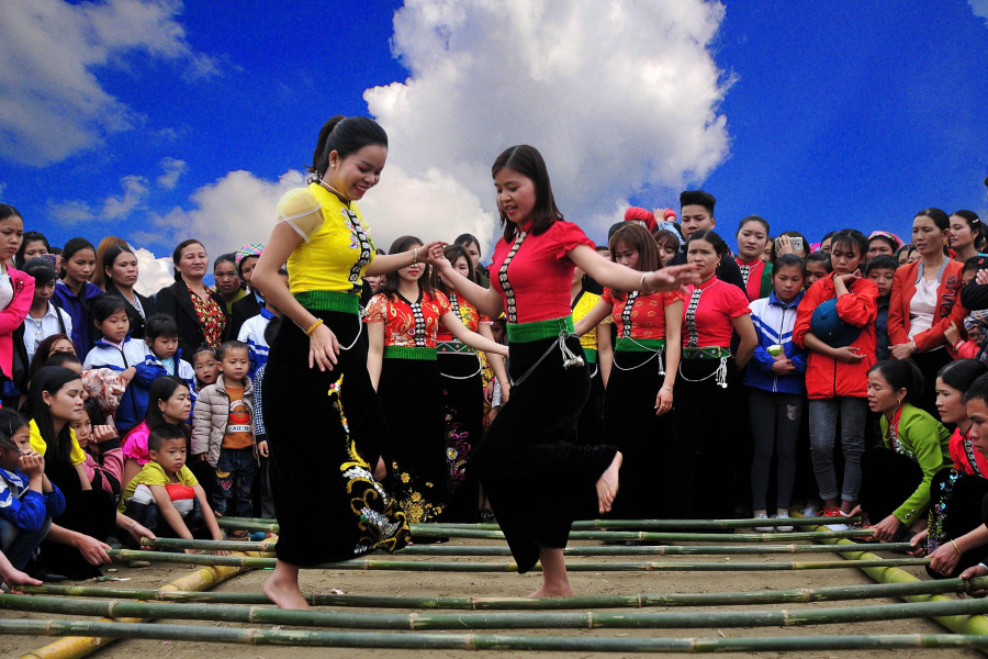 Lai Châu: Bảo tồn và phát huy bản sắc văn hóa truyền thống các dân tộc gắn với phát triển du lịch - Ảnh 3. Lai Châu: Bảo tồn và phát huy bản sắc văn hóa truyền thống các dân tộc gắn với phát triển du lịch - Ảnh 3.