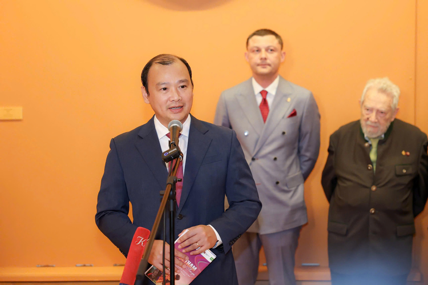 Tiếp nối dòng chảy của văn hoá và tình người trong quan hệ Việt-Nga - Ảnh 1. Tiếp nối dòng chảy của văn hoá và tình người trong quan hệ Việt-Nga - Ảnh 1.