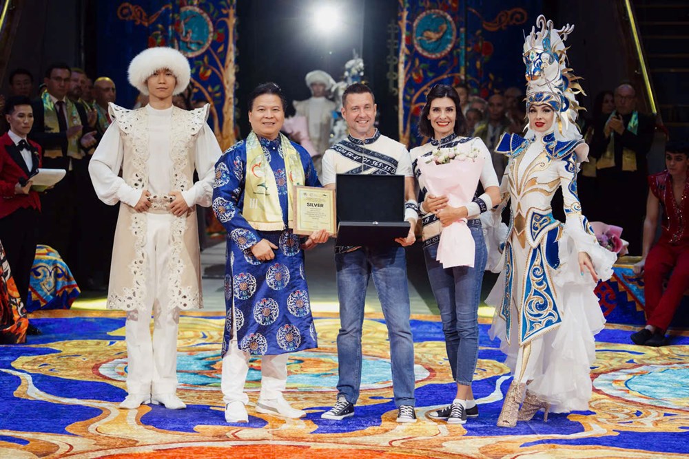 Xiếc Việt tỏa sáng tại hai liên hoan xiếc quốc tế - Ảnh 5. Xiếc Việt tỏa sáng tại hai liên hoan xiếc quốc tế - Ảnh 5.