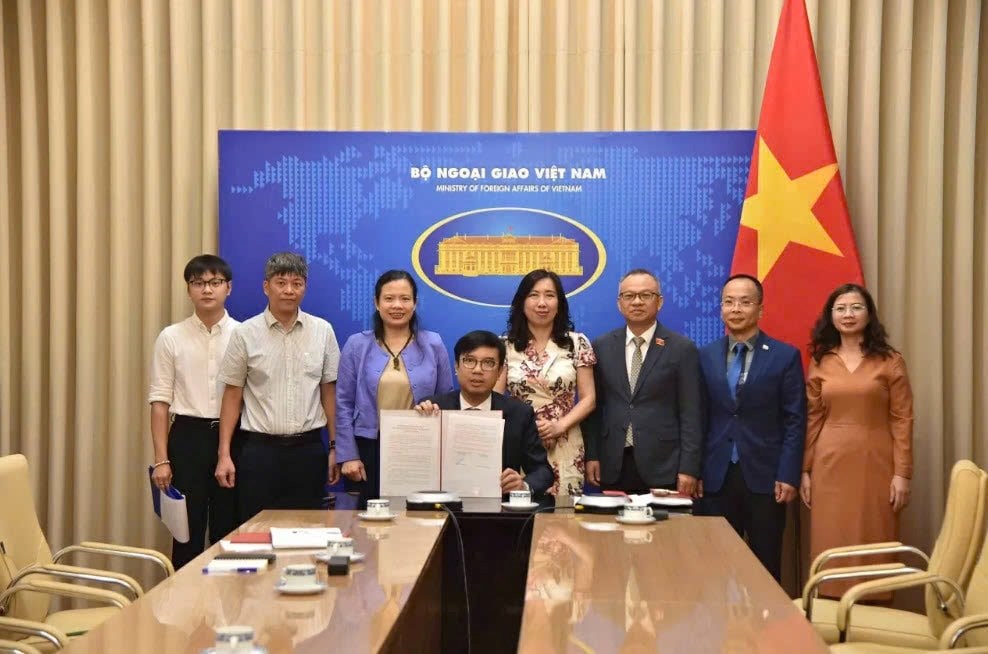 Báo Thế giới và Việt Nam “bắt tay chiến lược” với The Colombo Times - điểm nhấn mới trong hợp tác báo chí quốc tế - Ảnh 4.
