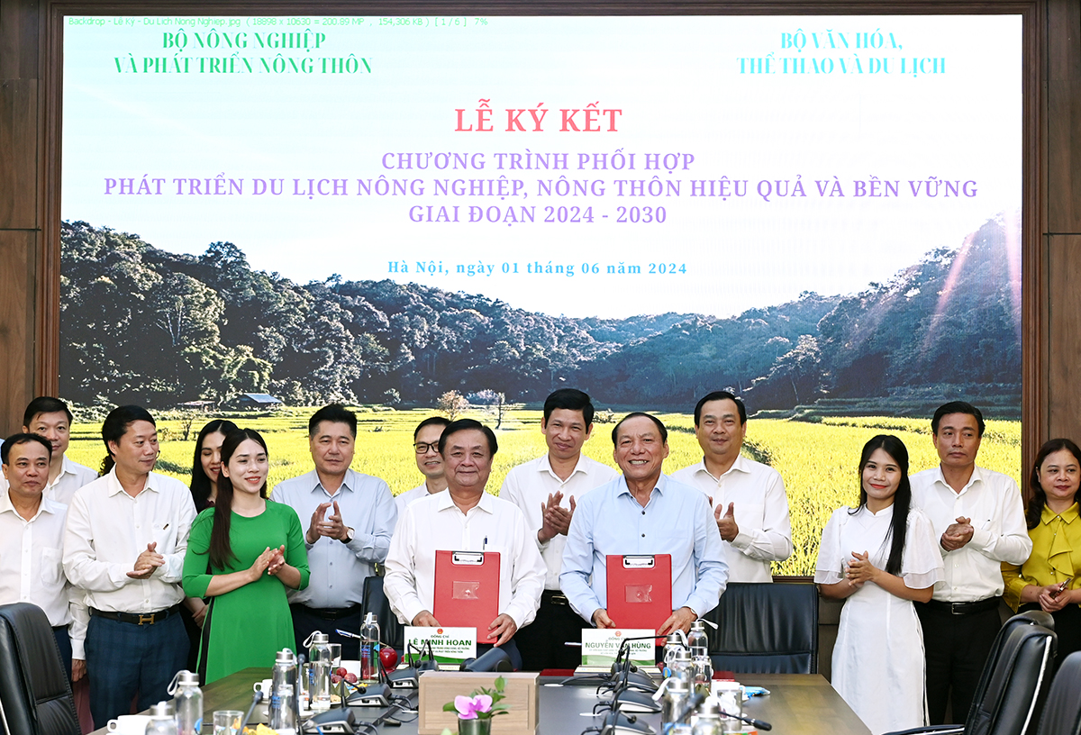Du lịch Việt Nam vượt khó, vững bước tiến vào kỷ nguyên mới - Ảnh 5. Du lịch Việt Nam vượt khó, vững bước tiến vào kỷ nguyên mới - Ảnh 5.