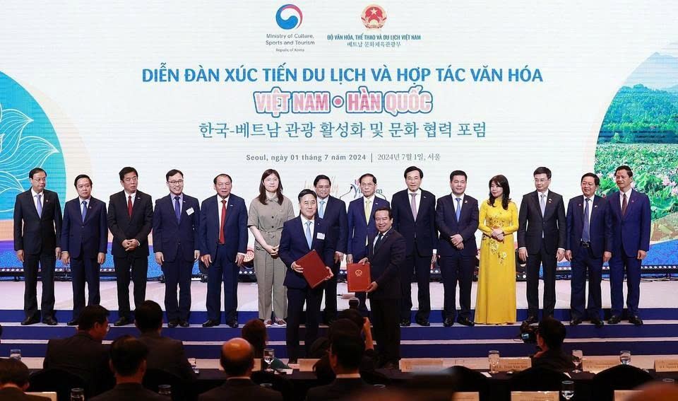 Tự hào chặng đường 65 năm ngành Du lịch Việt Nam: Hội nhập, Phát triển và Tỏa sáng - Ảnh 8. Tự hào chặng đường 65 năm ngành Du lịch Việt Nam: Hội nhập, Phát triển và Tỏa sáng - Ảnh 8.