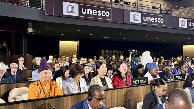 Khai mạc Kỳ họp thứ 47 Ủy ban Di sản Thế giới UNESCO - Ảnh 2. Khai mạc Kỳ họp thứ 47 Ủy ban Di sản Thế giới UNESCO - Ảnh 2.