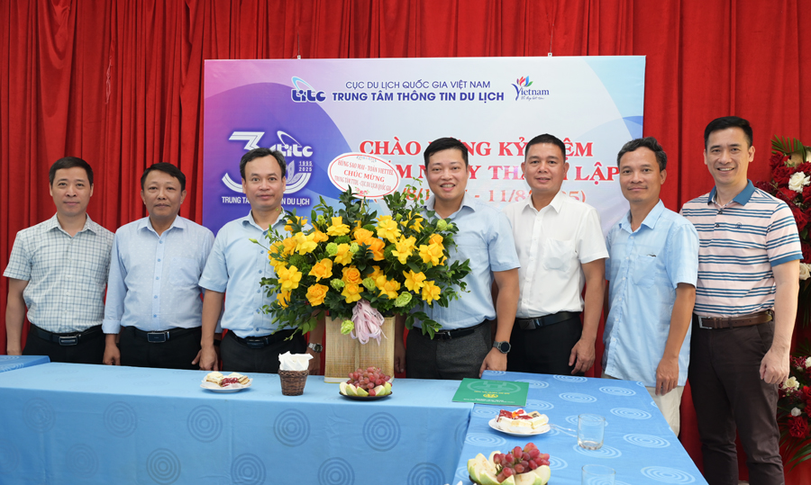 Cục Du lịch Quốc gia Việt Nam chúc mừng Trung tâm Thông tin du lịch nhân kỷ niệm 30 năm ngày thành lập - Ảnh 11.