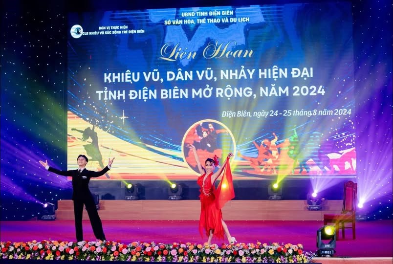 Giải Khiêu vũ thể thao nghệ thuật Điện Biên mở rộng 2025 - Ảnh 1.