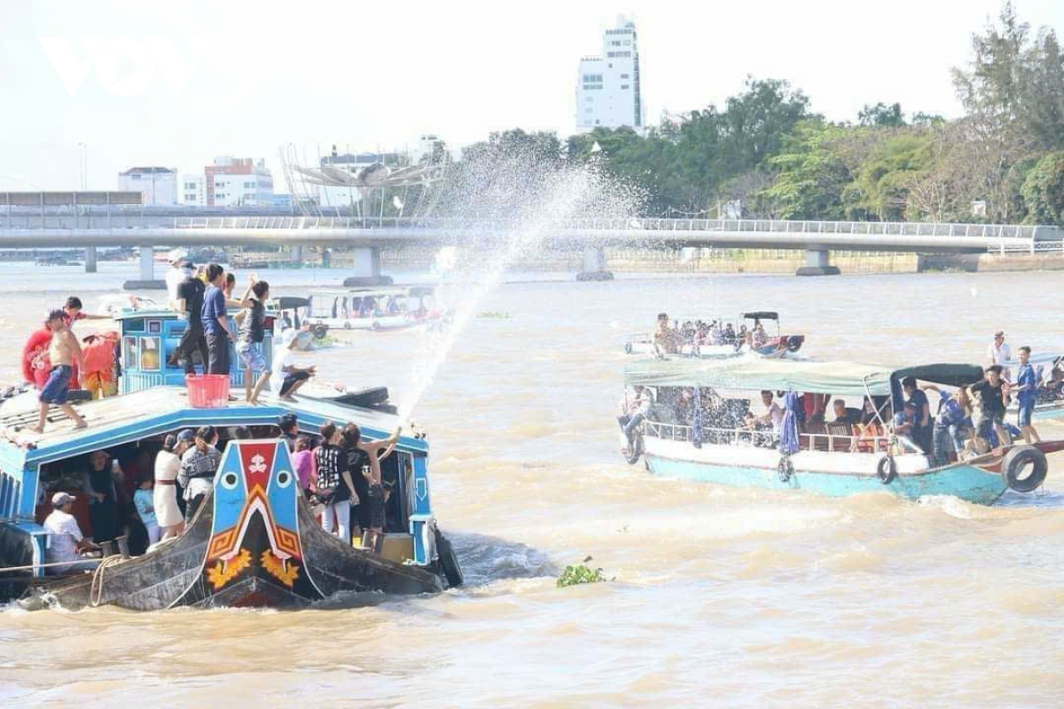 Du lịch Cần Thơ khai thác giá trị văn hóa bản địa - Ảnh 2.