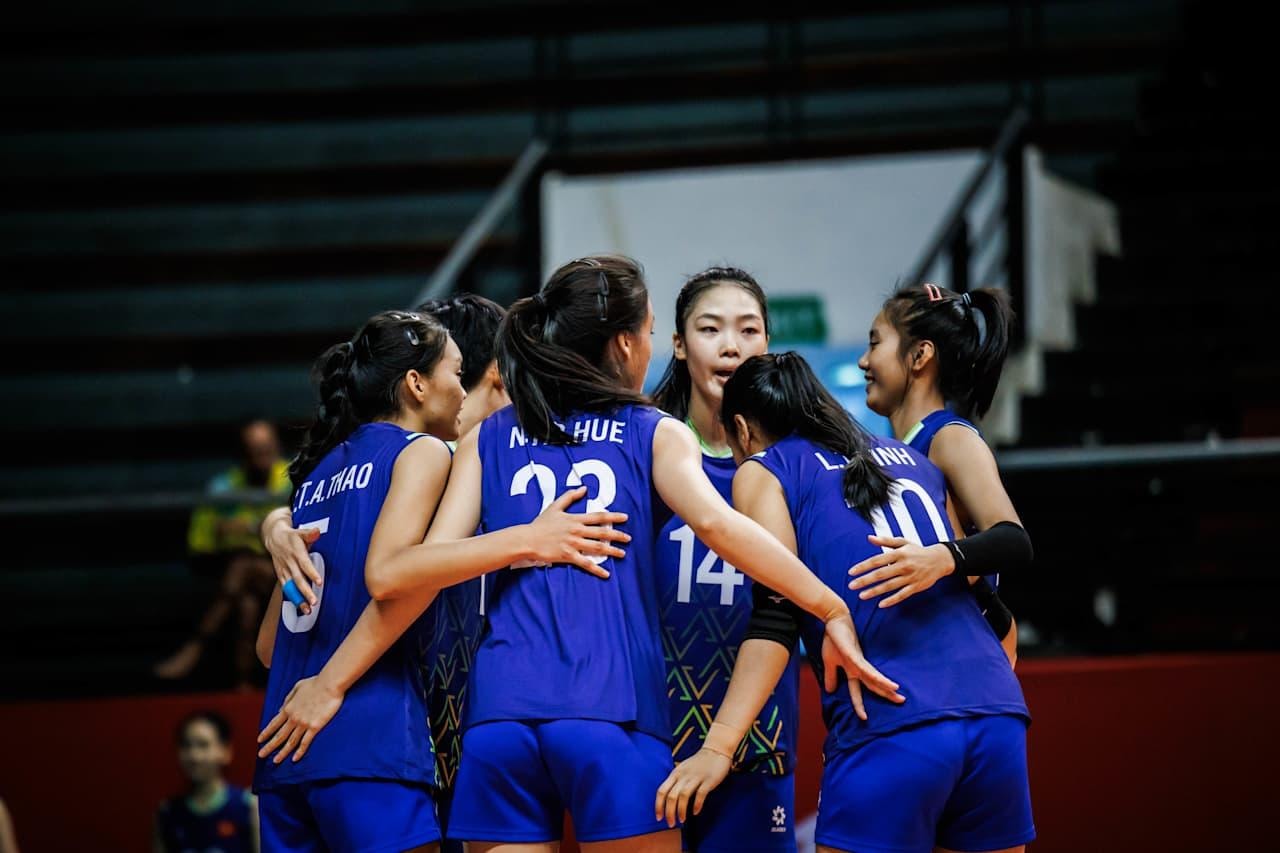 Chịu sức ép tâm lý lớn, Tuyển bóng chuyền nữ U21 Việt Nam vẫn chiến thắng Ai Cập tại giải U21 thế giới - Ảnh 1.