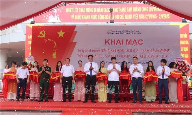 Trưng bày chuyên đề 'Bắc Ninh trong Cách mạng Tháng Tám năm 1945'  - Ảnh 1.