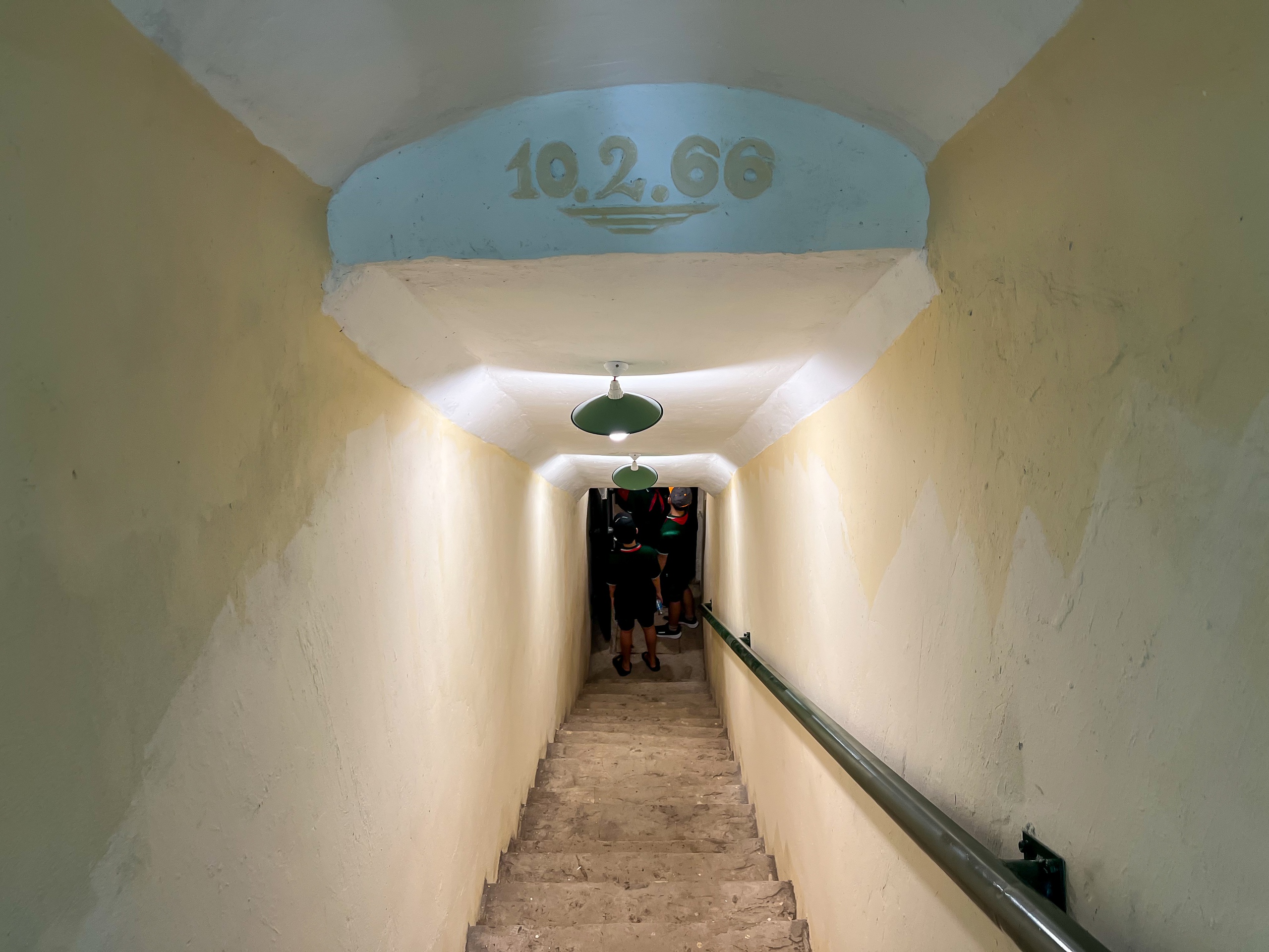 First time opening to visit the Cryptographic Cellar at Thang Long Imperial Citadel - Photo 5. Lần đầu tiên mở cửa tham quan Hầm Cơ yếu tại Hoàng thành Thăng Long - Ảnh 5.