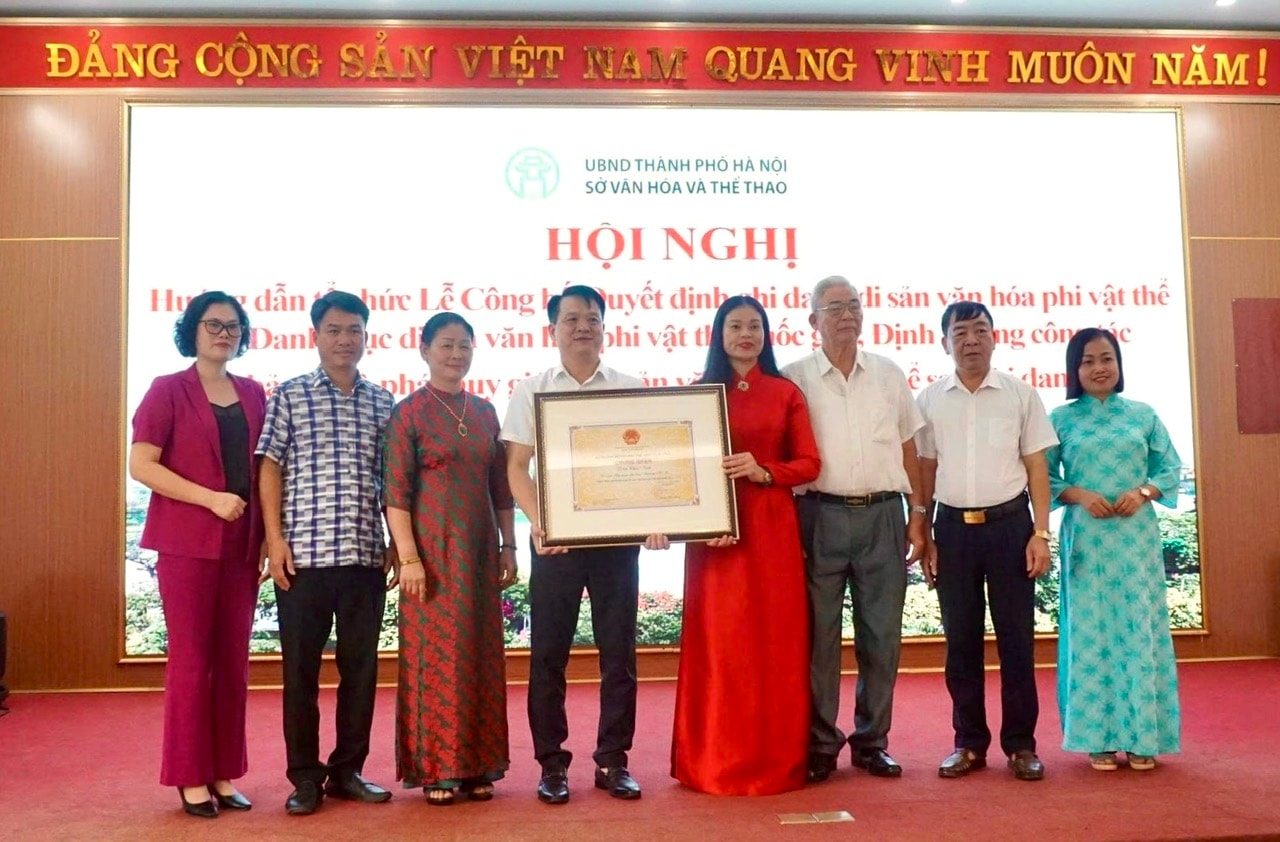 Hà Nội: Ghi danh thêm 9 di sản văn hóa phi vật thể quốc gia - Ảnh 1. Hà Nội: Ghi danh thêm 9 di sản văn hóa phi vật thể quốc gia - Ảnh 1.