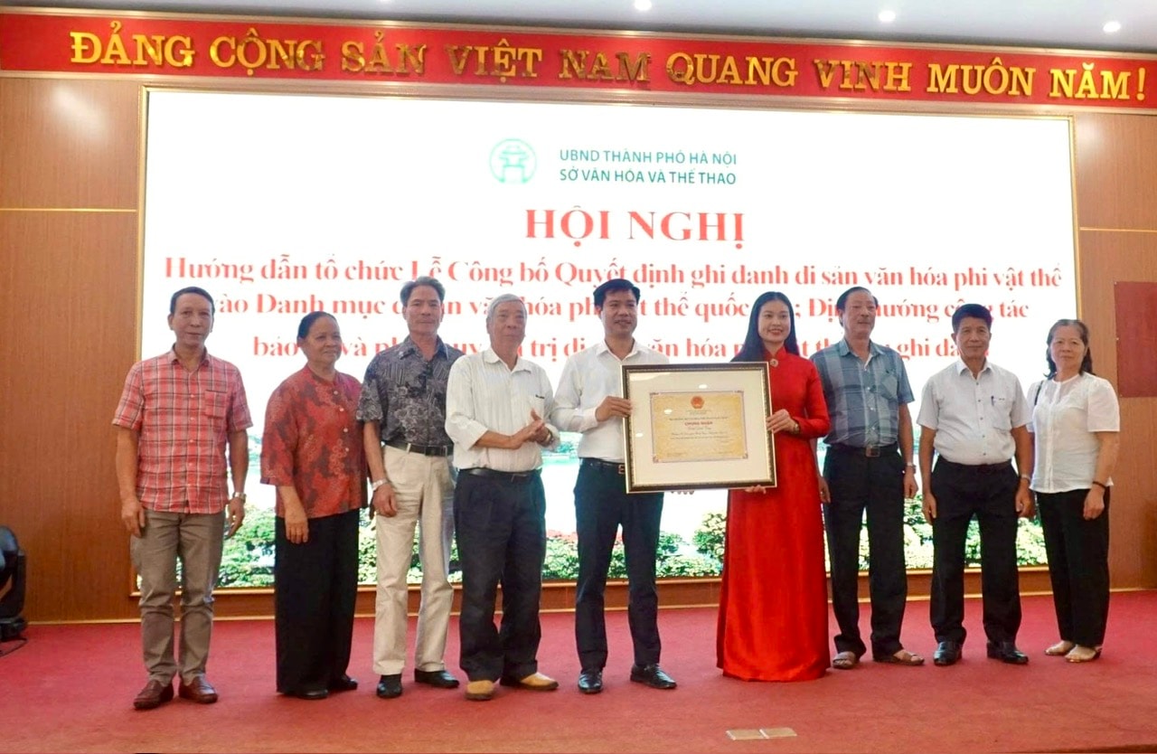 Hà Nội: Ghi danh thêm 9 di sản văn hóa phi vật thể quốc gia - Ảnh 2. Hà Nội: Ghi danh thêm 9 di sản văn hóa phi vật thể quốc gia - Ảnh 2.