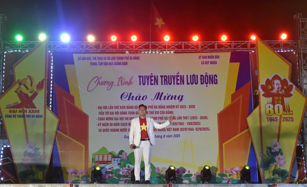 Đà Nẵng: Đưa chương trình văn nghệ, chiếu phim lưu động về với miền núi, xã đảo - Ảnh 5.