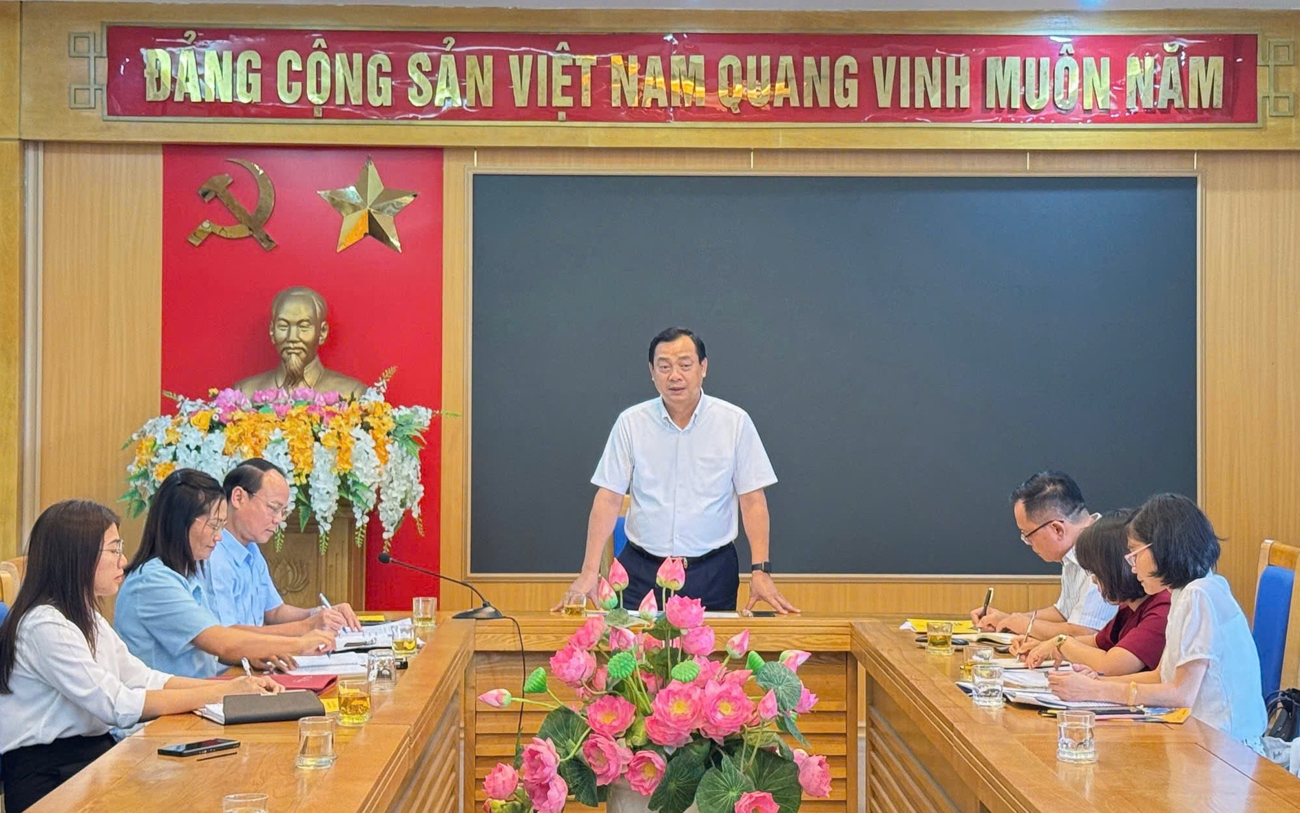Cục Du lịch Quốc gia Việt Nam kiểm tra công tác chấp hành quy định pháp luật trong lĩnh vực lưu trú du lịch tại Thanh Hóa, Nghệ An