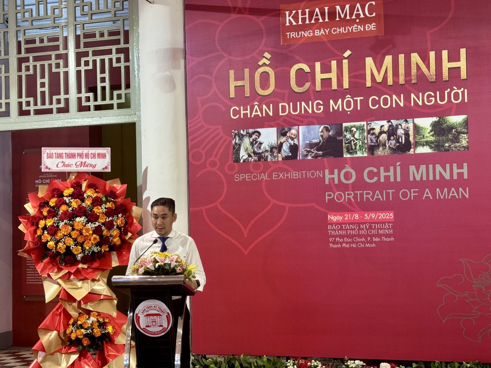 Khai mạc trưng bày 'Hồ Chí Minh - Chân dung một con người' - Ảnh 2. Khai mạc trưng bày 'Hồ Chí Minh - Chân dung một con người' - Ảnh 2.