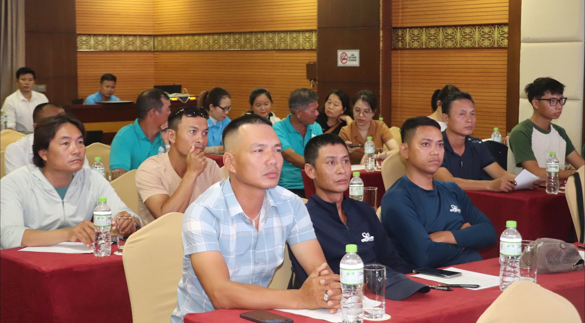 Đà Nẵng nâng cao kỹ năng đảm bảo an toàn du lịch đường thủy - Ảnh 2. Đà Nẵng nâng cao kỹ năng đảm bảo an toàn du lịch đường thủy - Ảnh 2.