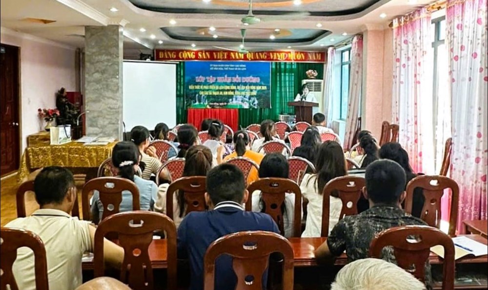 Cao Bằng: Nâng cao kỹ năng, kiến thức phát triển du lịch cộng đồng bền vững - Ảnh 1. Cao Bằng: Nâng cao kỹ năng, kiến thức phát triển du lịch cộng đồng bền vững - Ảnh 1.