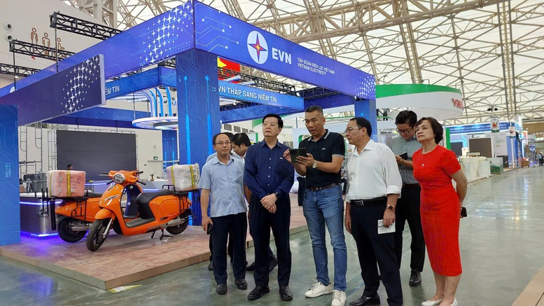 Phó Thủ tướng: Bảo đảm điều kiện tốt nhất cho khai mạc Triển lãm - Ảnh 2.
