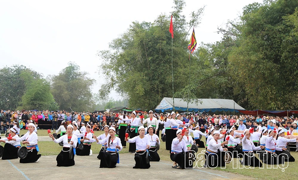 Phú Thọ: Phát huy giá trị, nâng tầm di sản văn hóa vùng Đất Tổ - Ảnh 3. Phú Thọ: Phát huy giá trị, nâng tầm di sản văn hóa vùng Đất Tổ - Ảnh 3.