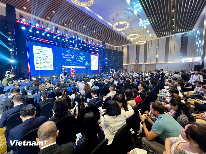 Khai mạc HorecFex 2025: Diễn đàn công nghệ Du lịch - Dịch vụ lớn nhất Việt Nam - Ảnh 1.
