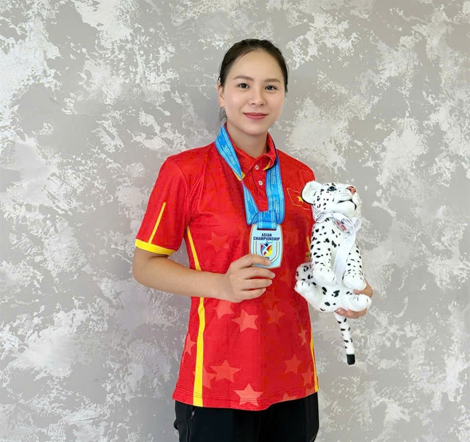 Bắn súng Việt Nam khởi đầu ấn tượng tại Giải vô địch châu Á 2025 - Ảnh 2. Bắn súng Việt Nam khởi đầu ấn tượng tại Giải vô địch châu Á 2025 - Ảnh 2.