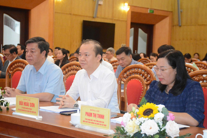 Xu thế của ngành Xuất bản: Phát triển cầm cự hay tăng tốc bứt phá - Ảnh 6. Xu thế của ngành Xuất bản: Phát triển cầm cự hay tăng tốc bứt phá - Ảnh 6.