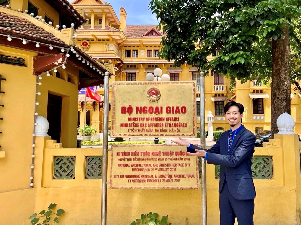 Hà Nội: 8 tháng 2025 thu gần 86 nghìn tỉ đồng từ du lịch - Ảnh 1. Hà Nội: 8 tháng 2025 thu gần 86 nghìn tỉ đồng từ du lịch - Ảnh 1.