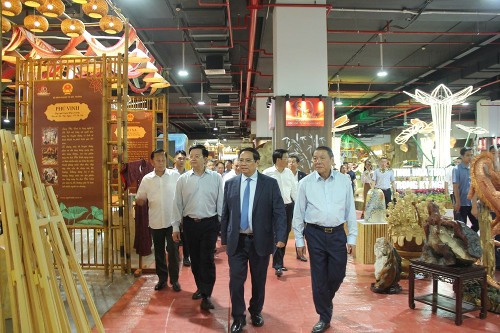 Thủ tướng: Lễ khai mạc Triển lãm thành tựu Đất nước phải là thực sự là một lễ hội tinh thần - Ảnh 5. Thủ tướng: Lễ khai mạc Triển lãm thành tựu Đất nước phải là thực sự là một lễ hội tinh thần - Ảnh 5.