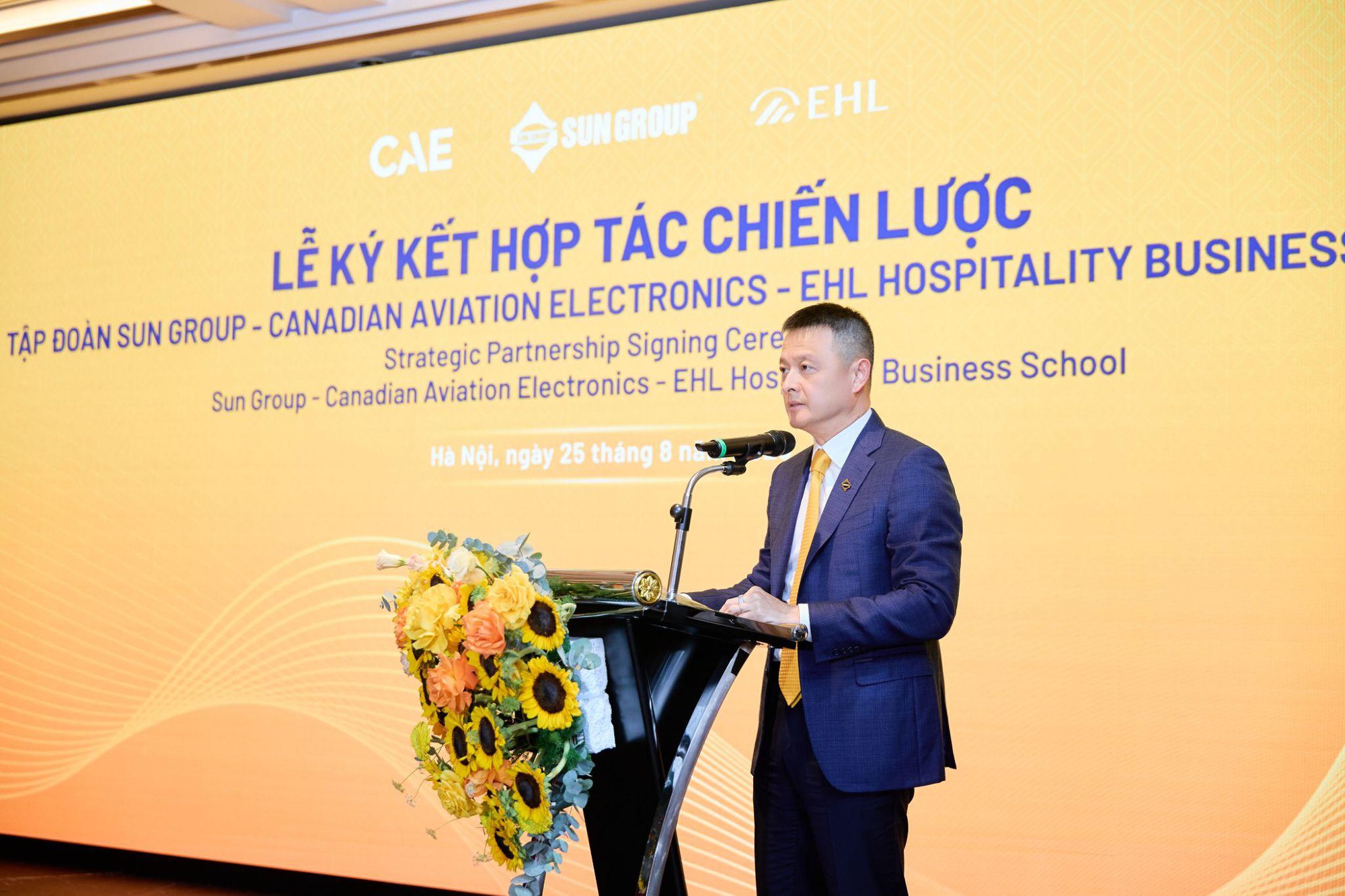 Sun Group hợp tác chiến lược với 2 đối tác quốc tế hàng đầu trong lĩnh vực đào tạo hàng không và quản trị khách sạn - Ảnh 4. Sun Group hợp tác chiến lược với 2 đối tác quốc tế hàng đầu trong lĩnh vực đào tạo hàng không và quản trị khách sạn - Ảnh 4.
